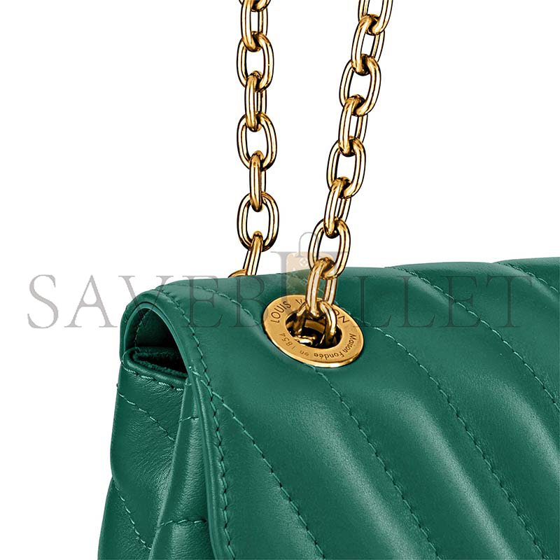 LOUIS VUITTON NEW WAVE CHAIN BAG M58664 (24*14*9cm) LOUIS VUITTON NEW WAVE CHAIN BAG M58664 (24*14*9cm)